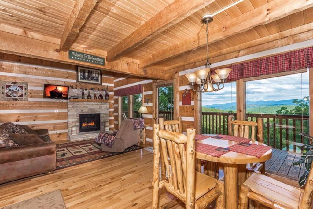 View! Private! Hot Tub,Pool Table,Fireplace,Relax! Sevierville Exterior photo